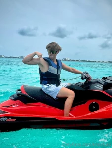 Who wanna ride