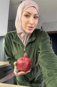 Fruits in winter time is the best way to strengthen your body and lift