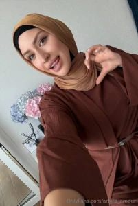 Sometimes a woman s strength lies in her silence the ability not to