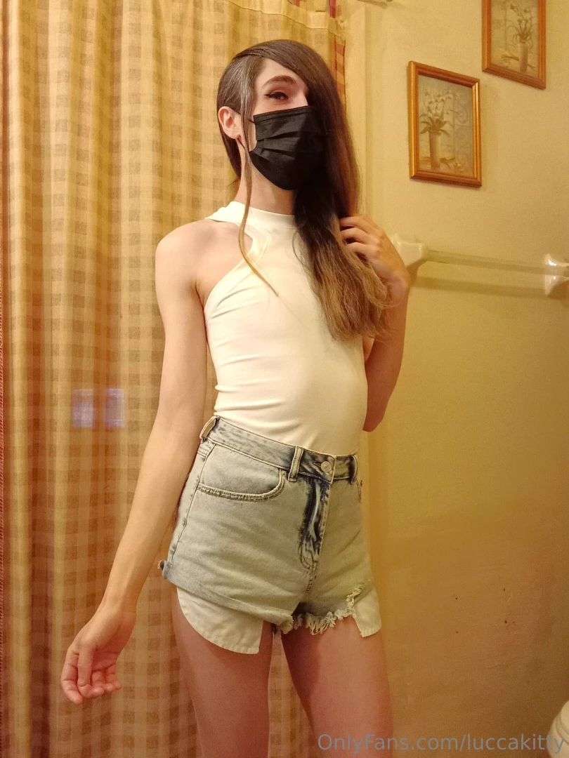 Its getting warmer out so its time for booty shorts gt are these too part 3 