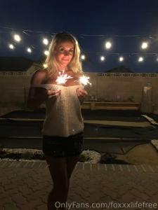 Happy new year subscribe now only 2 days left at 3 bucks foxxxlife