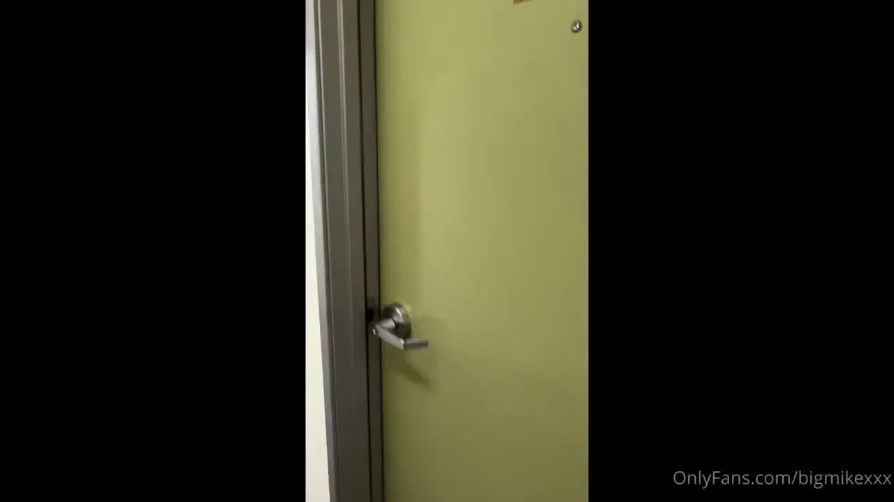 I told cainmarkoxxx to be waiting for me with his ass up and ready to 