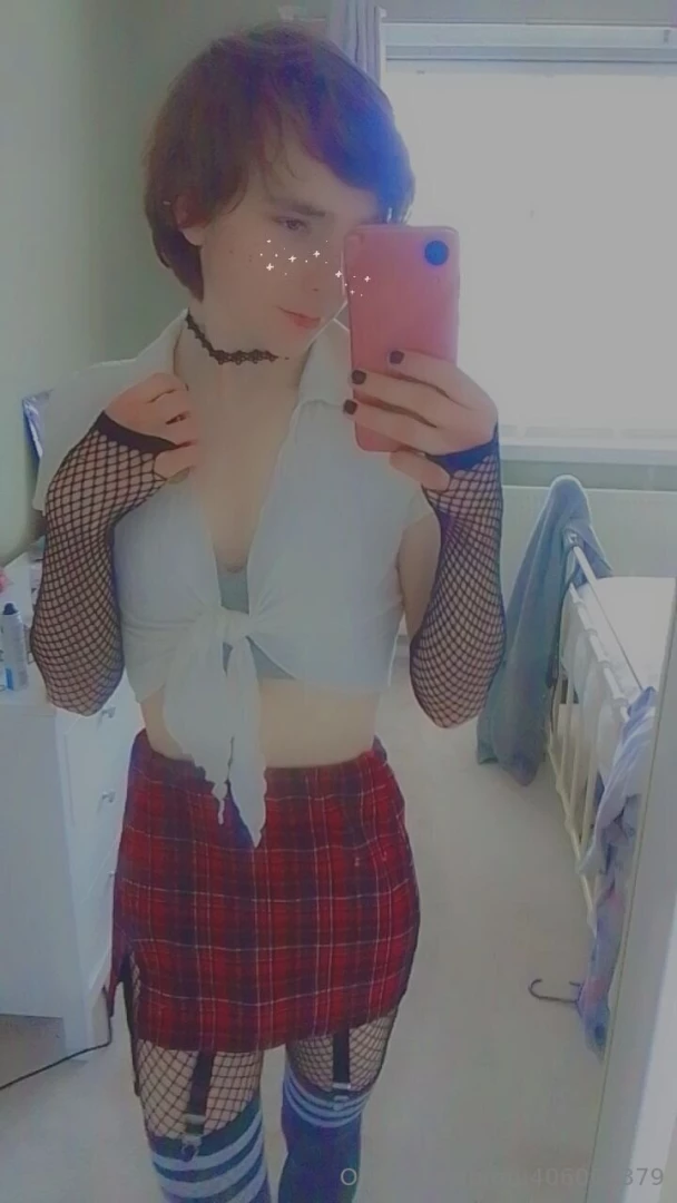 School femboy just for you 