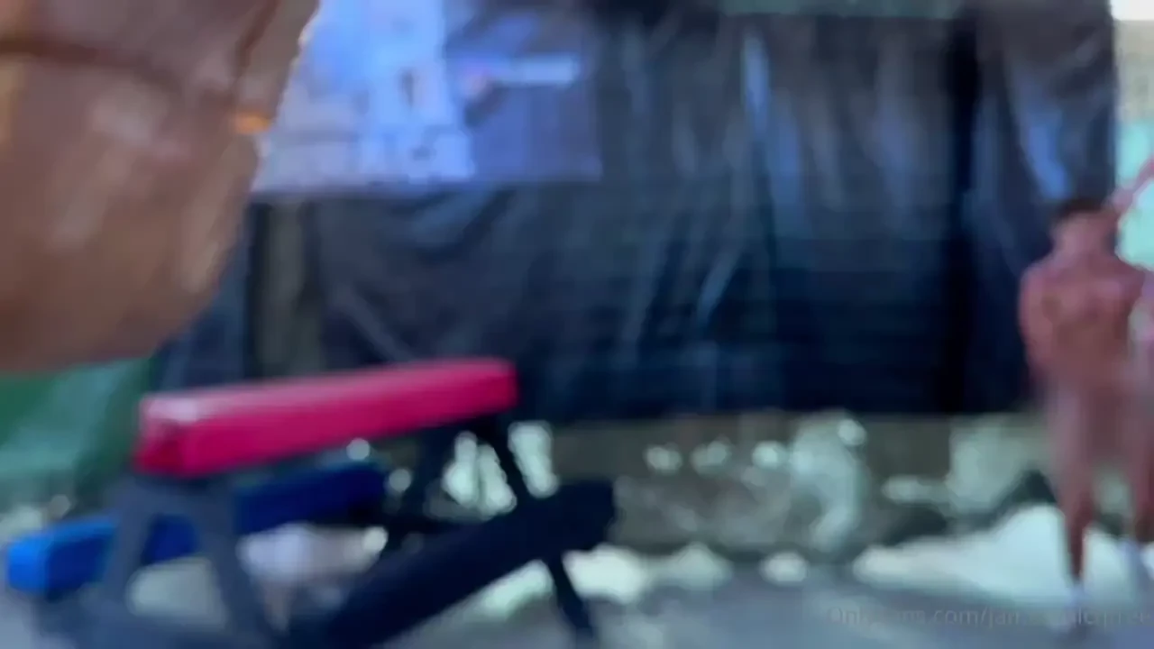 In the first part manuel and denis are watching me train in front of 