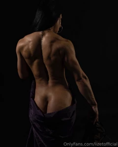 Look at me listen to me talk to you and ask you to fuck me while i