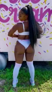 This why you wanna fuck me huh