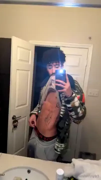 I got the perfect place for your lips to go 