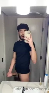 Was trading nudes came all over my sink