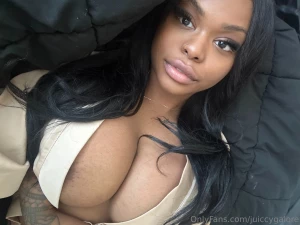 I m feeling a little naughty today and i know you are too if you want