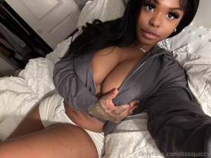 I m on live daddy wya