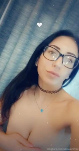 Send me a tip if you like my glasses and want the topless version of