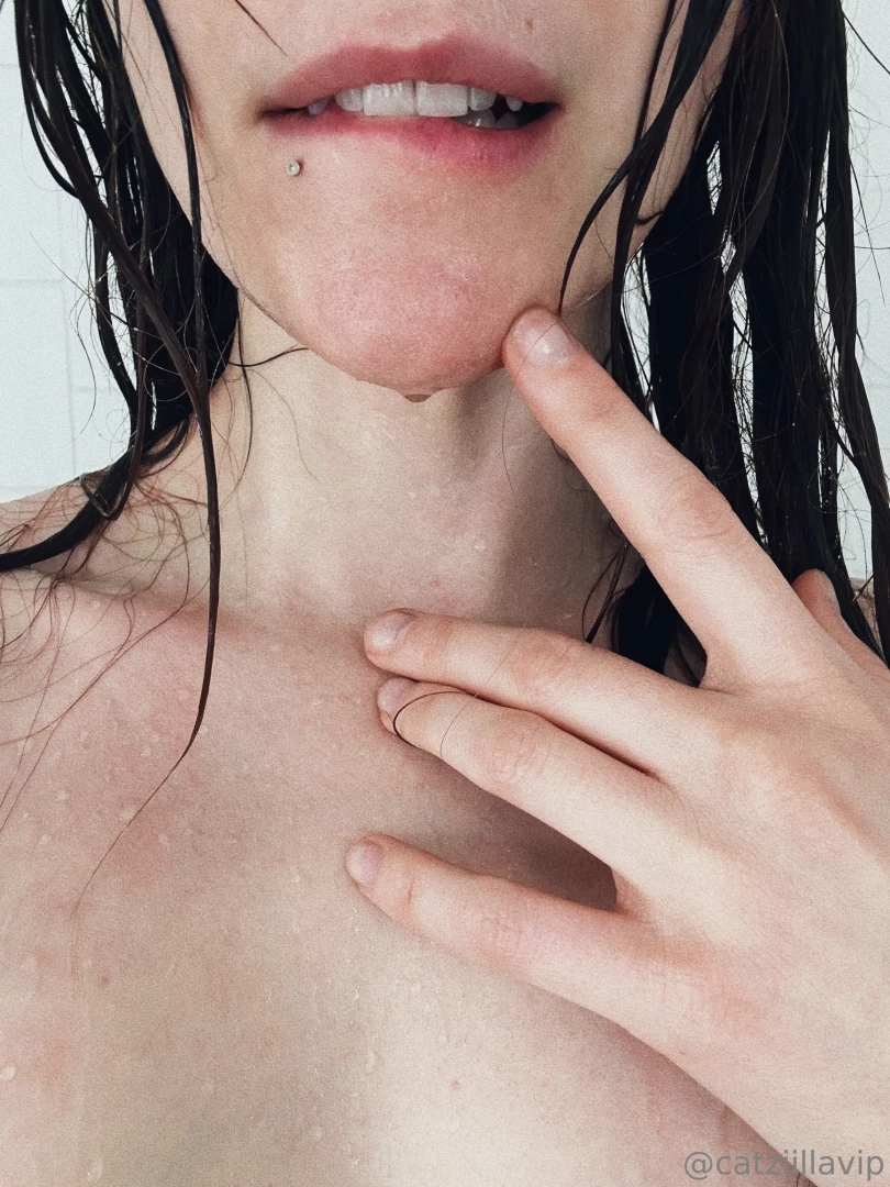 I vant to suck your cock 
