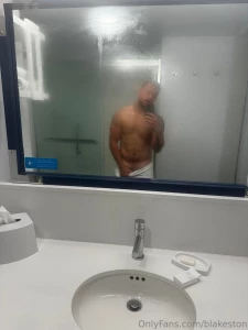 Unlock if you want to see some juicy cheeks part 3