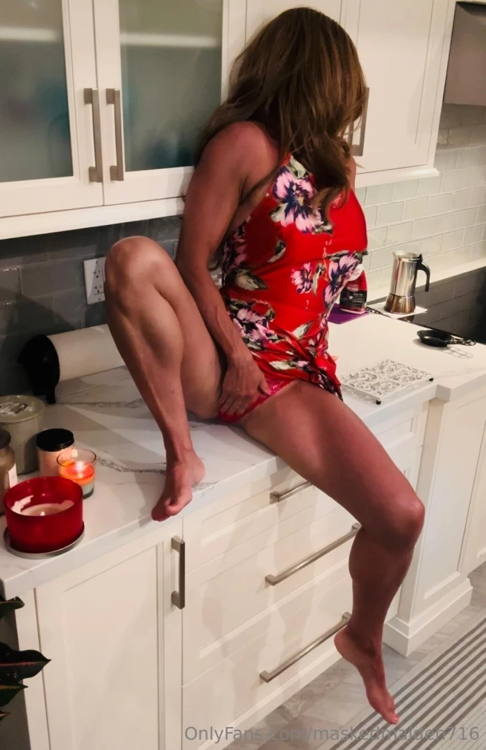 Been making so much pussy play message me to you mommy wet tight pink 