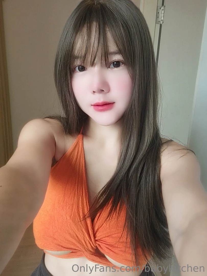 Want someone crush my boobs 