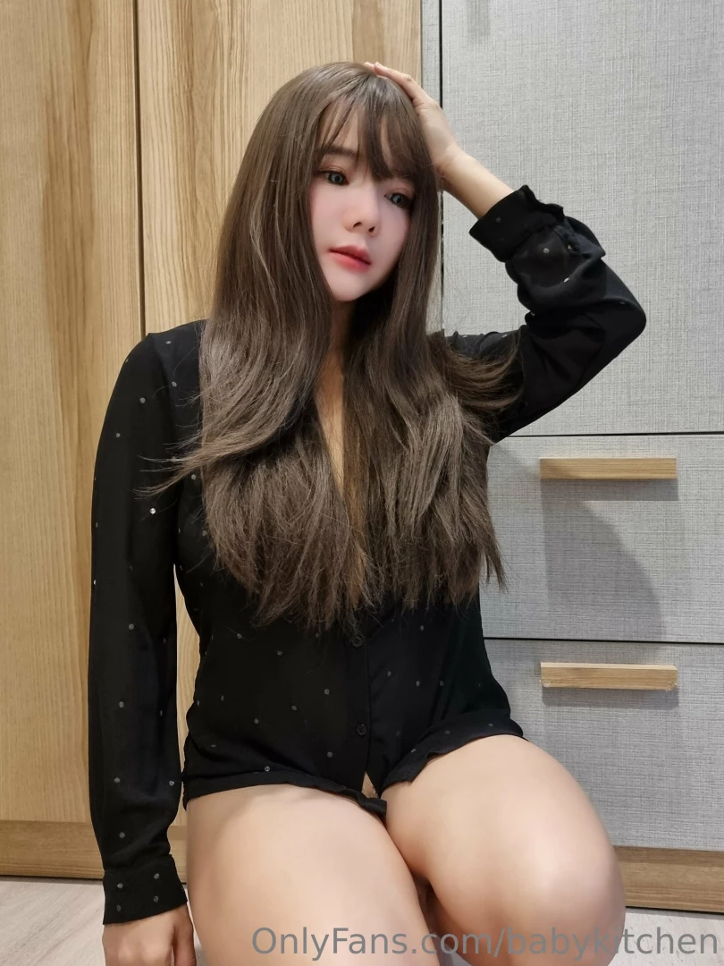 Take a good look what do you see 