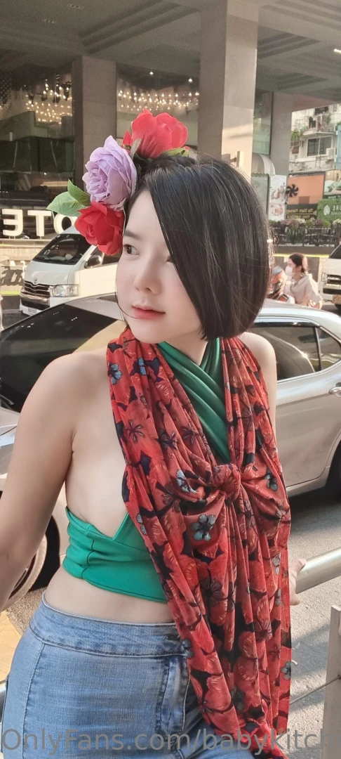 Someone is peeping at my boobs they might see my nipples part 1 