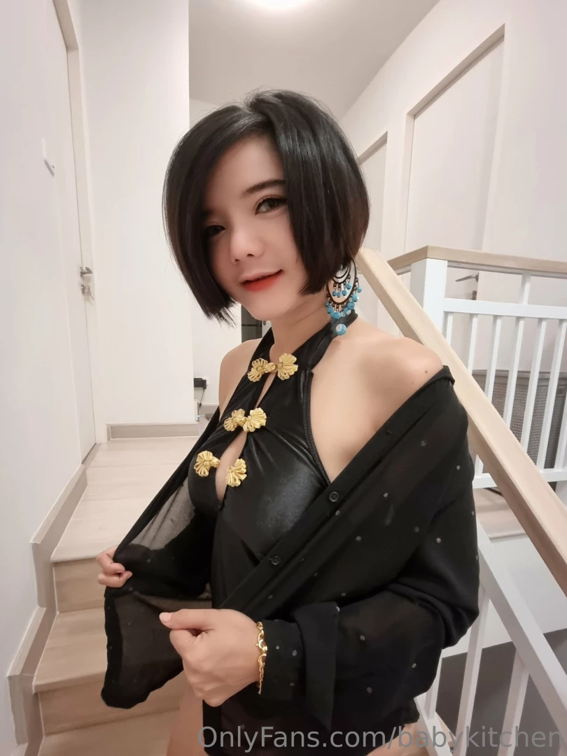 I feel horny wanna make you hard 