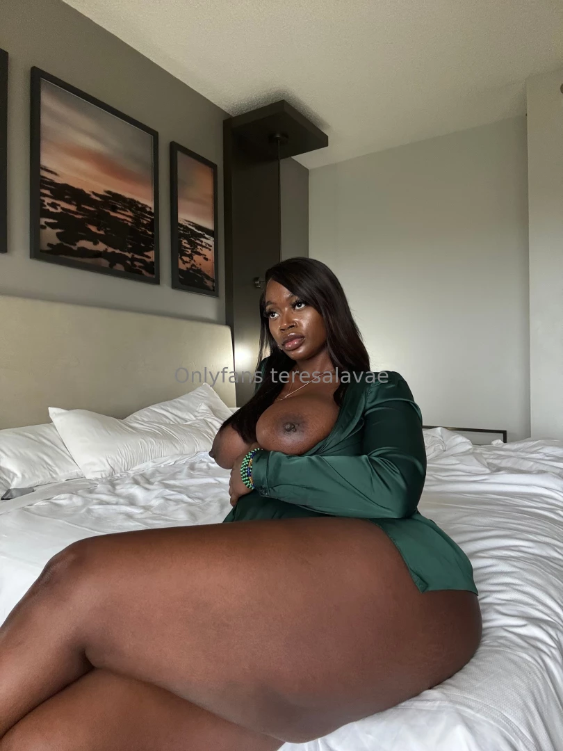 Stick your dick in between 