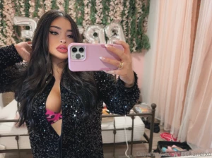 I love showing off my tits when i go out