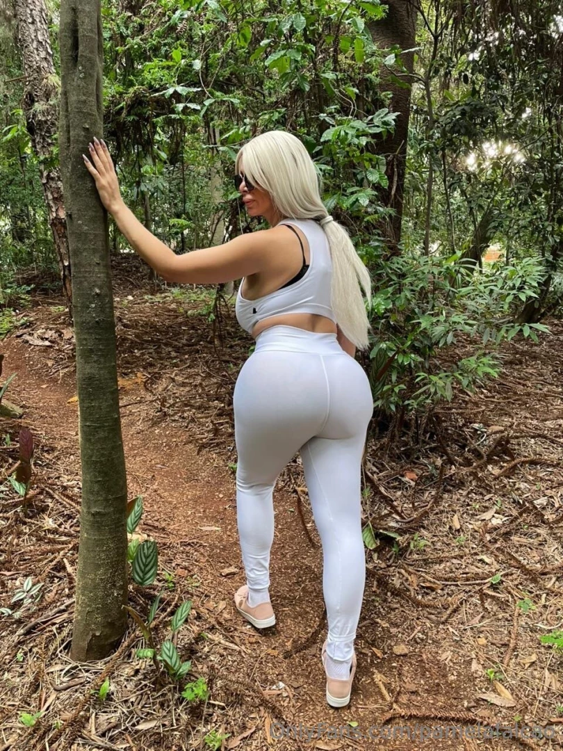 Let s play on the trail 