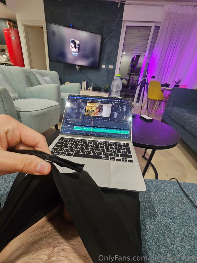 Mixing business with pleasure can you tell 