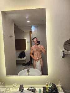 Hot enough to make your thoughts x-rated i know