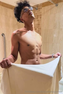 Omg look his 11 4 inches teofimo_lopez should i make some hot content part 6