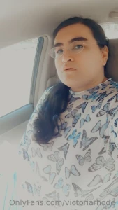 This top is more see through than you can really tell in pictures lol