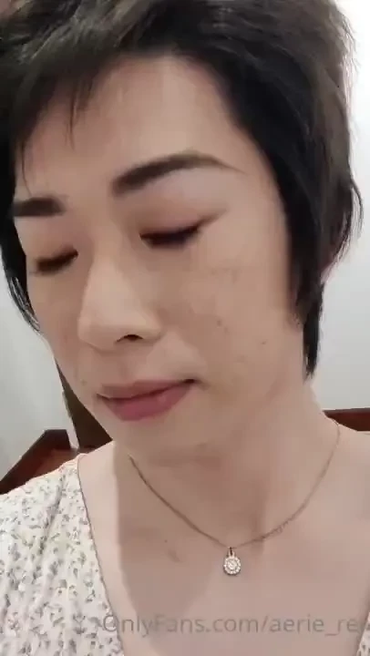 Look who got new lashes 