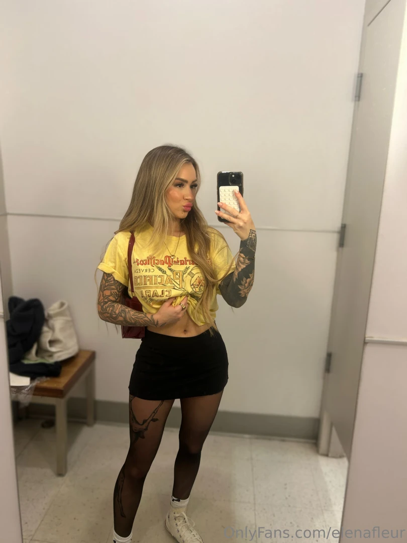 Took myself on a little date to the mall today because spoiled girls 