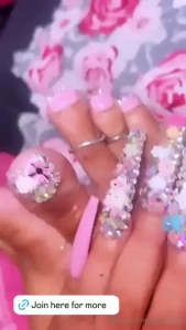 Nails and feet bundle who s contributing to my next nails and pedicure part 9