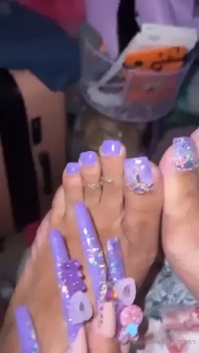 Nails and feet bundle who s contributing to my next nails and pedicure part 5 