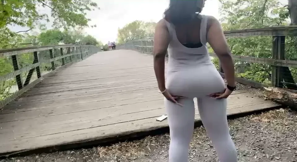 I pulls my cheeks out and twerk anywhere part 1 