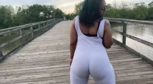 I pulls my cheeks out and twerk anywhere part 3