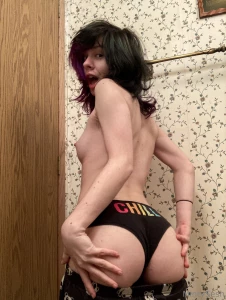 Some pre-shower n00dz to start of the weekend i think yes gt part 1