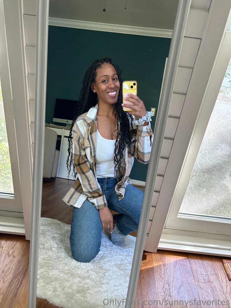 Good morning i love flannel weather do you think it looks good on me 