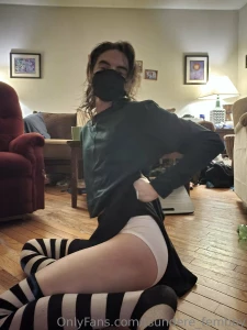 Here s the complete photoshoot part 3