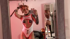 I m always in such a naughty mood after i ve made a mess in my room i