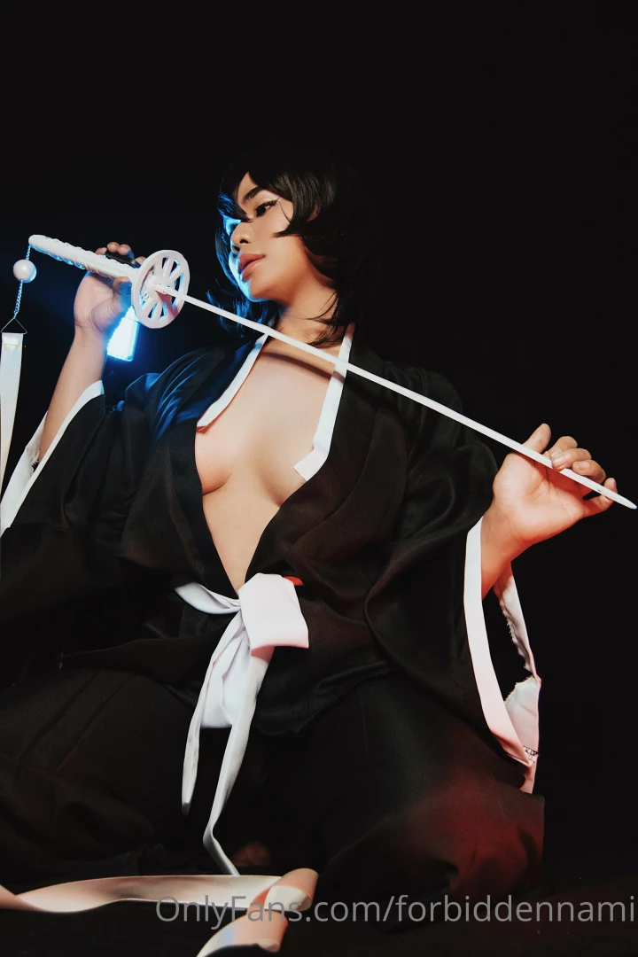 Hello my sexy people happpyyyy saturday ill be working all day today 