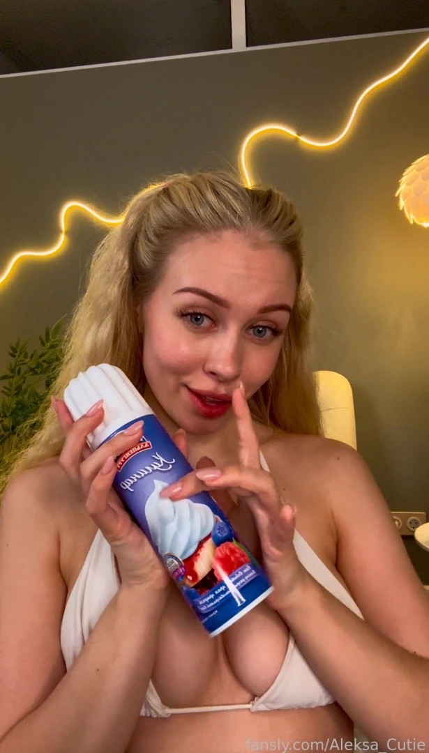 Whipped cream on boobies 