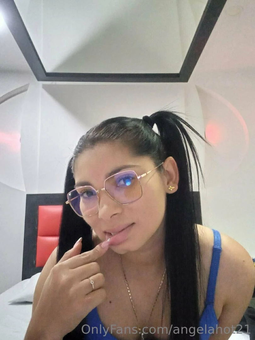 My pussy is yours love 