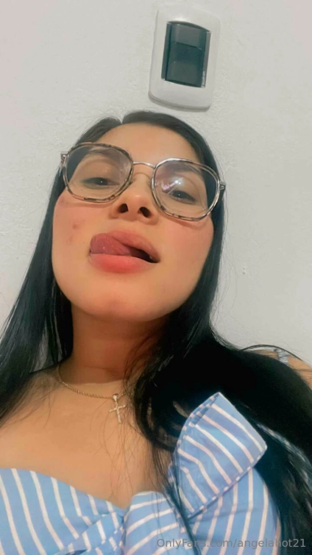 Online now and horny af msg me now for dick rating or custom or i u part 77 