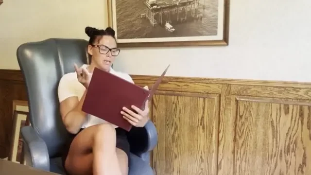 Worship my clit or you re fired your boss calls you to her office to 