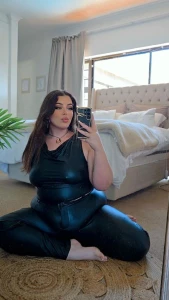 My love is like a meme it s relatable and also very weird