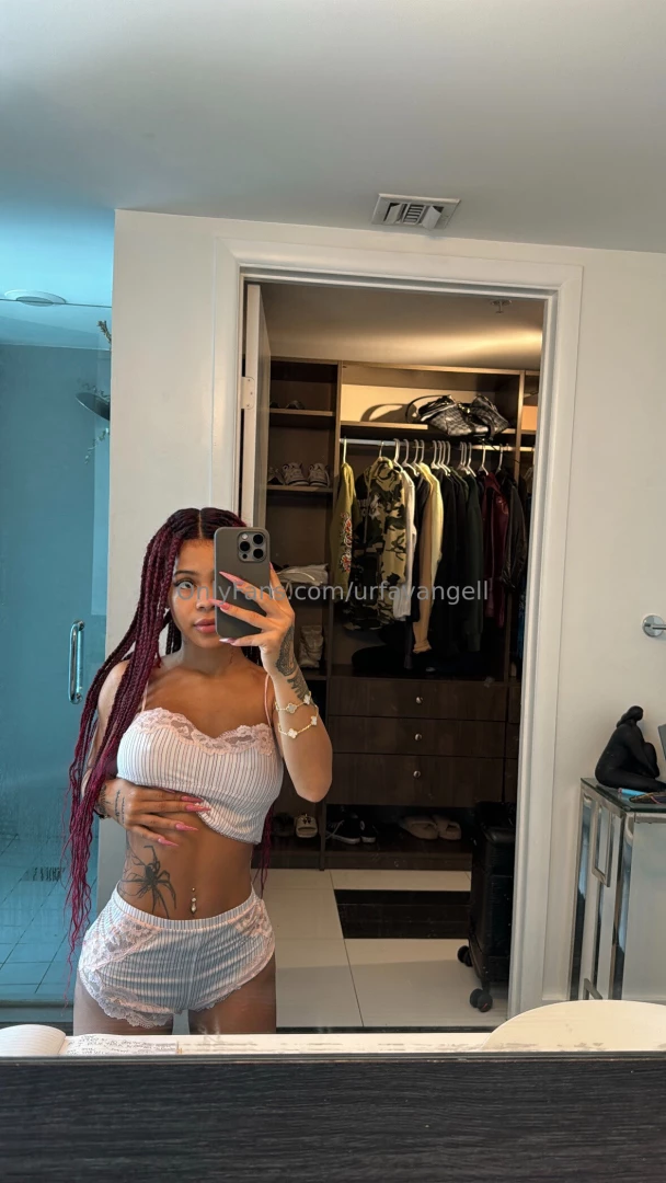 Mirror selfies everyday if you re my man 