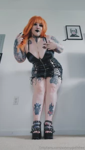 New explicit pics dropping tomorrow