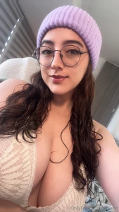 Heeeyy this valentine s day i promiseee the cold won t be a problemmm