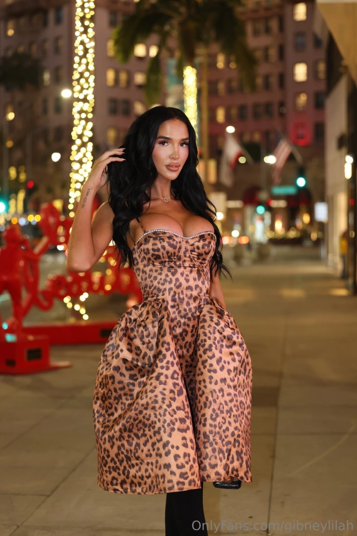 Am i rocking this cheetah print or should i take it off nbsp 