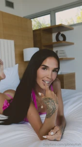 I look sweet like this right don t trust it